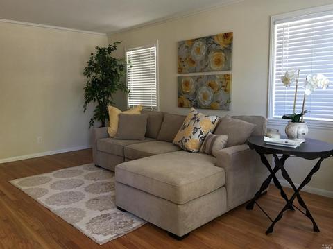 308 Concord St, Vallejo, CA 94591 photo 2