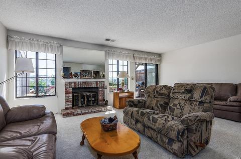 1704 Devonshire Dr, Benicia, CA 94510 photo 7