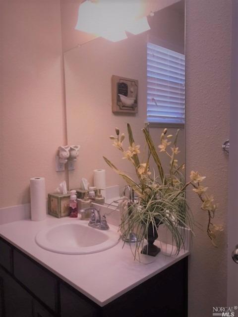 272 Aster St, Vacaville, CA 95688 photo 11