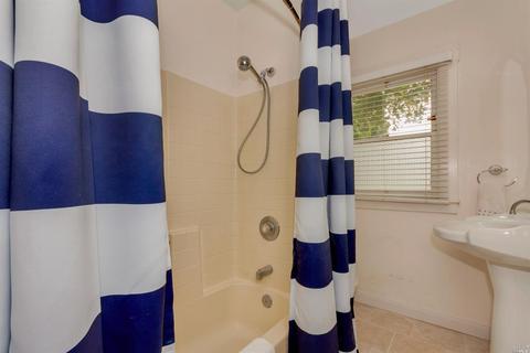 1429 Gordon St, Vallejo, CA 94590 photo 19