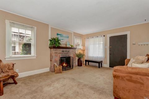 1429 Gordon St, Vallejo, CA 94590 photo 6