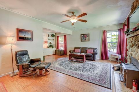 1341 Nebraska St, Vallejo, CA 94590 photo 3