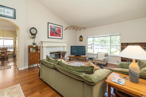 1002 Lisa Ct, Windsor, CA 95492 photo 6