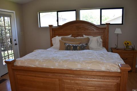 568 Donner Ln, Ukiah, CA 95482 photo 12