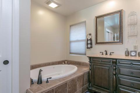 236 River Oaks Dr, Lodi, CA 95240 photo 24