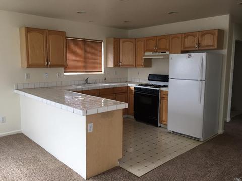 11 Monterey St, Vallejo, CA 94590 photo 4