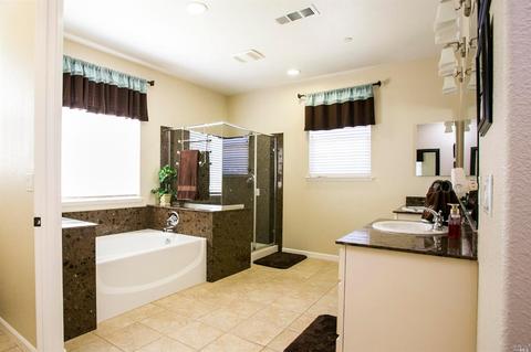 2141 Lariat Dr, Fairfield, CA 94534 photo 24
