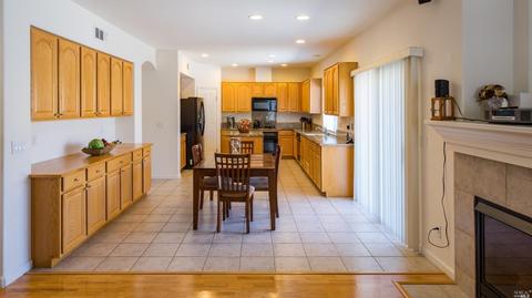6438 Eagle Ridge Dr, Vallejo, CA 94591 photo 3