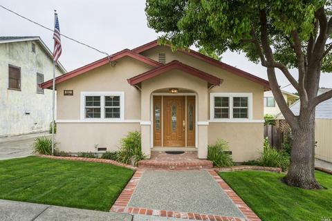 883 Olive St, Petaluma, CA 94952 photo 1