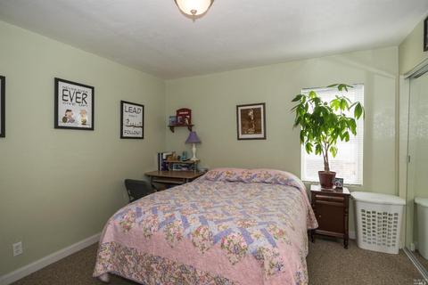 883 Olive St, Petaluma, CA 94952 photo 13