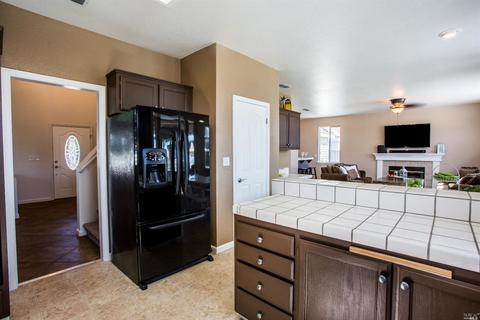 839 Monaghan Cir, Vacaville, CA 95688 photo 8