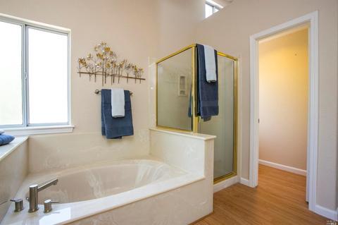 100 Bald Eagle Dr, Vacaville, CA 95688 photo 25