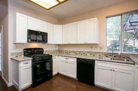 100 Bald Eagle Dr, Vacaville, CA 95688 photo 1