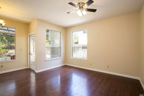 100 Bald Eagle Dr, Vacaville, CA 95688 photo 9