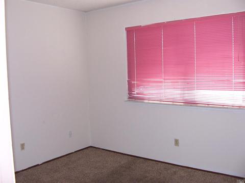 132 Georgetown Ct, Vallejo, CA 94589 photo 3