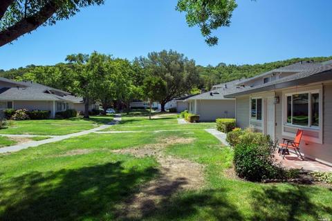 36 Trinity Dr, Novato, CA 94947 photo 2