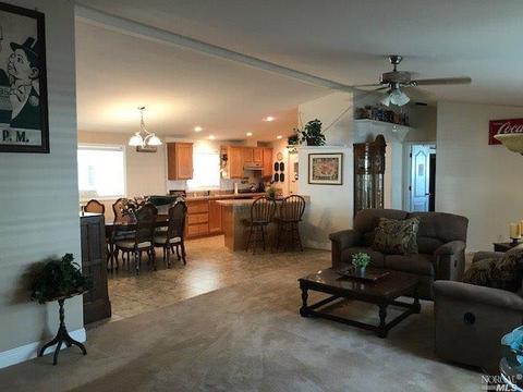 8162 Willow St, Windsor, CA 95492 photo 3
