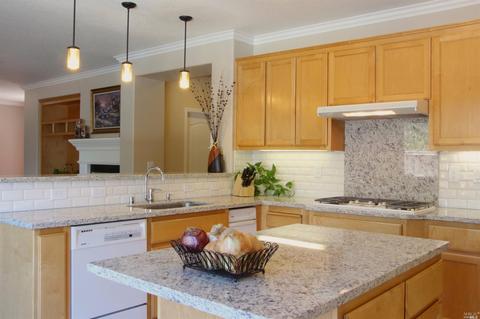 2401 Rushcreek Pl, Vallejo, CA 94591 photo 7