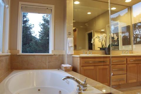 2401 Rushcreek Pl, Vallejo, CA 94591 photo 26