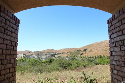 2401 Rushcreek Pl, Vallejo, CA 94591 photo 4