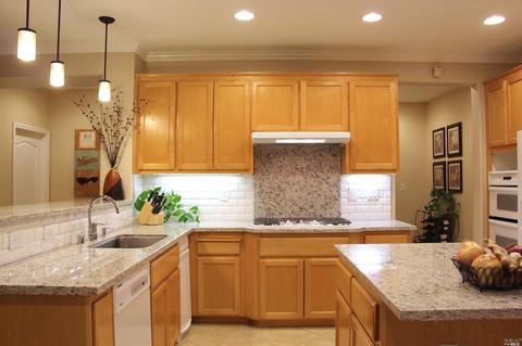 2401 Rushcreek Pl, Vallejo, CA 94591 photo 11
