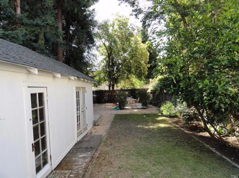 545 Brown St, Napa, CA 94559 photo 23