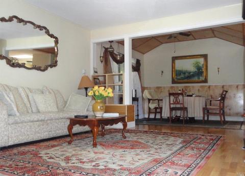 545 Brown St, Napa, CA 94559 photo 8