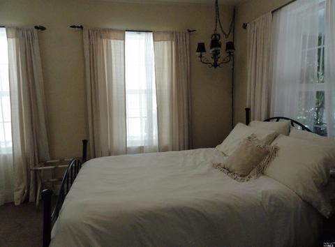 545 Brown St, Napa, CA 94559 photo 17