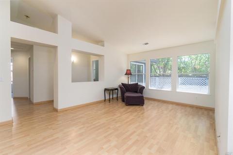 912 Ginkgo Pl, Windsor, CA 95492 photo 1