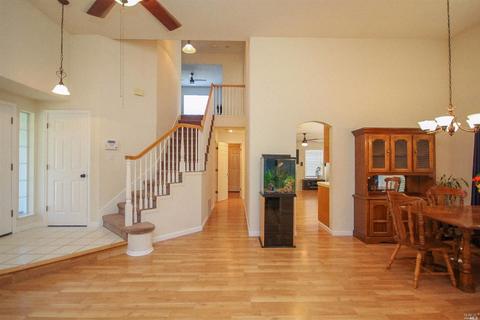 721 Emerald Bay Dr, Fairfield, CA 94534 photo 8