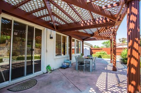 6778 Sunriver Ln, Vallejo, CA 94591 photo 4