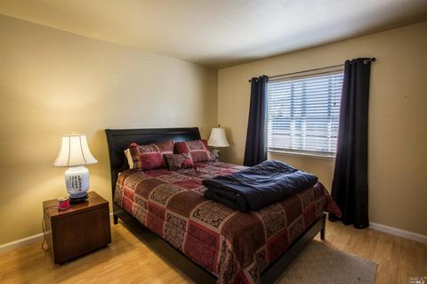 6778 Sunriver Ln, Vallejo, CA 94591 photo 26