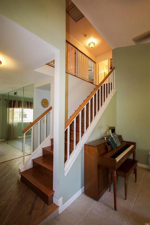 115 Cavan Ct, Vacaville, CA 95687 photo 6