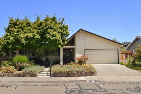 8824 Oakmont Dr, Santa Rosa, CA 95409 photo 1