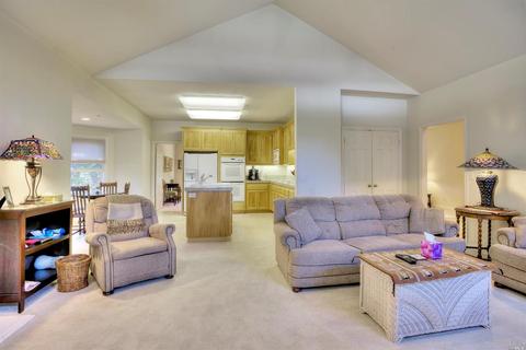 104 Cobblestone Ct, Novato, CA 94945 photo 12