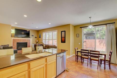 8502 Halley Ct, Windsor, CA 95492 photo 6
