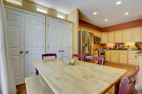 8502 Halley Ct, Windsor, CA 95492 photo 5