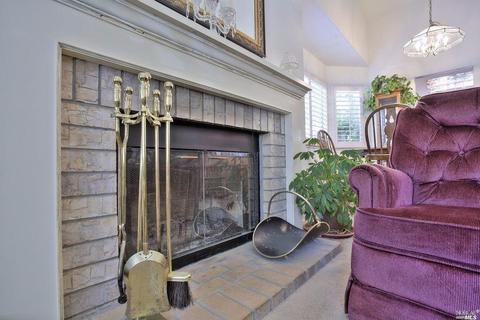975 Buckingham Dr, Windsor, CA 95492 photo 17