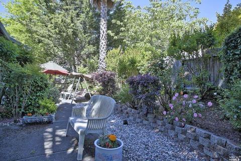 975 Buckingham Dr, Windsor, CA 95492 photo 23