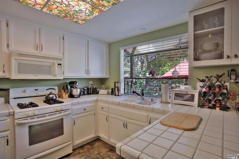 975 Buckingham Dr, Windsor, CA 95492 photo 7
