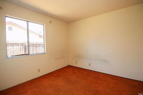 358 Colonial Cir, Vacaville, CA 95687 photo 10