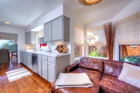 74 Milland Dr, Mill Valley, CA 94941 photo 4