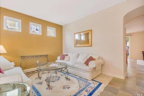 5846 Cabernet Dr, Vallejo, CA 94591 photo 4