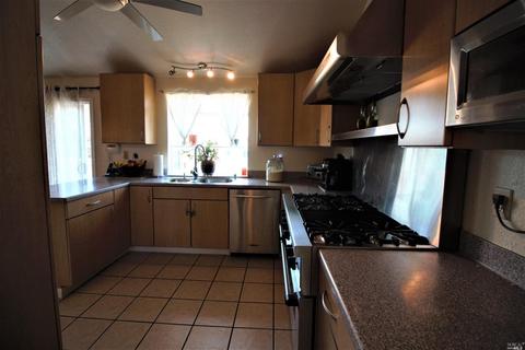 460 Topsail Dr, Vallejo, CA 94591 photo 17