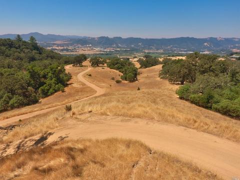 28500 River Rd, Cloverdale, CA 95425 photo 2