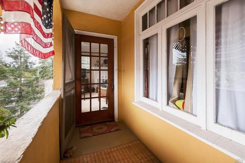 558 Miller Ave, Mill Valley, CA 94941 photo 2