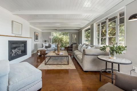 1085 4th Ave, Napa, CA 94559 photo 1