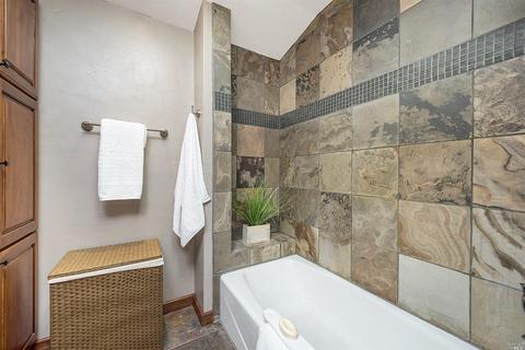 1085 4th Ave, Napa, CA 94559 photo 19