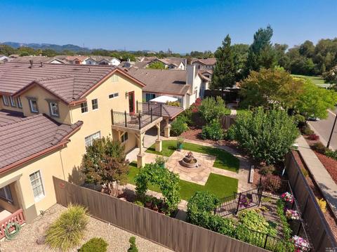 7502 13th Hole Dr, Windsor, CA 95492 photo 2