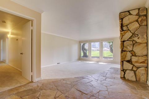 945 Ignacio Blvd, Novato, CA 94949 photo 5